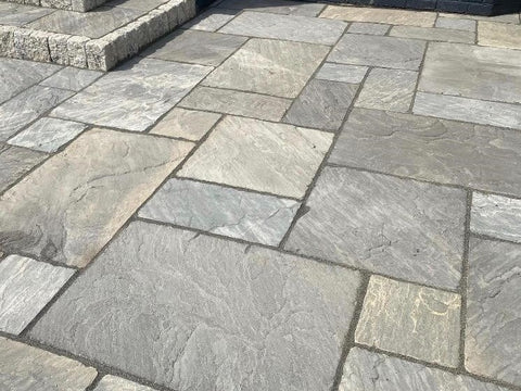 Farndon Antique Natural Sandstone Patio Paving